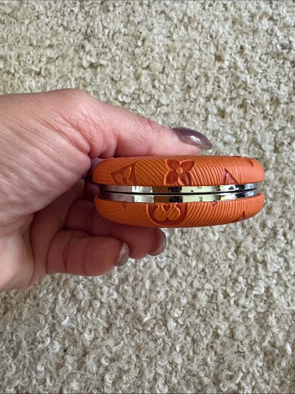 None compact orange